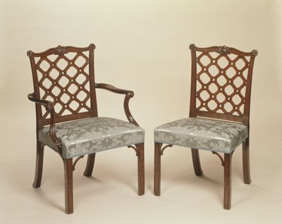 Un paio di sedie da pranzo di Giorgio III, c.1765 da Robert Manwaring